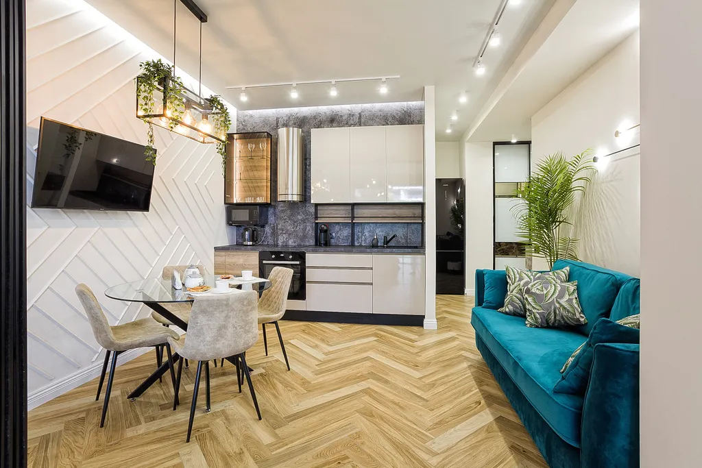 Студия с дизайнерским ремонтом в парковой зоне с террасой