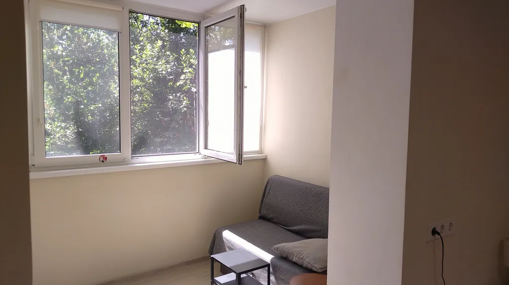 Уютная квартира в центре Ялты. До пляжа 15 минут пешком.