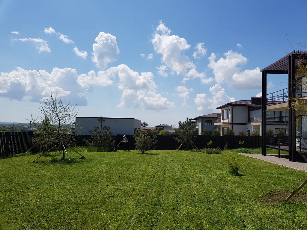 Вилла на 2 линии от моря