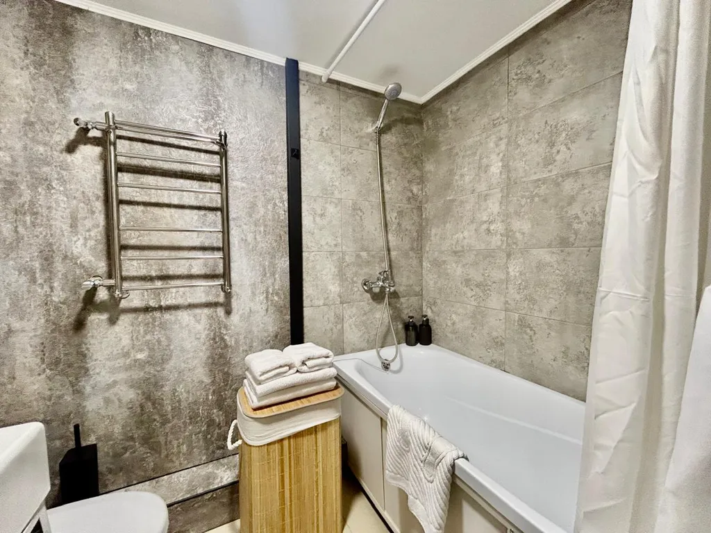 Квартира Студия в стиле Loft в двух уровнях в центре города — Алматы