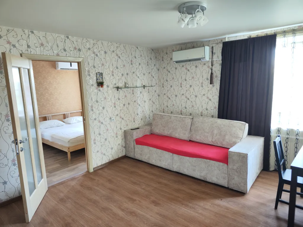 3-комнатная Квартира — аренда посуточно в Тольятти