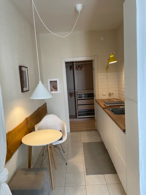 Дизайнерская студия с панорамным балконом в ЖК Две Столицы