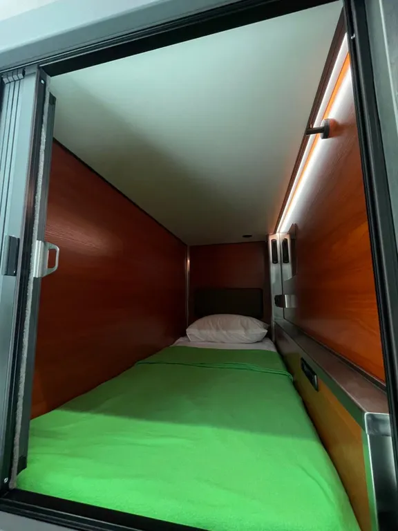 Квартира Комната — аренда посуточно в Обь