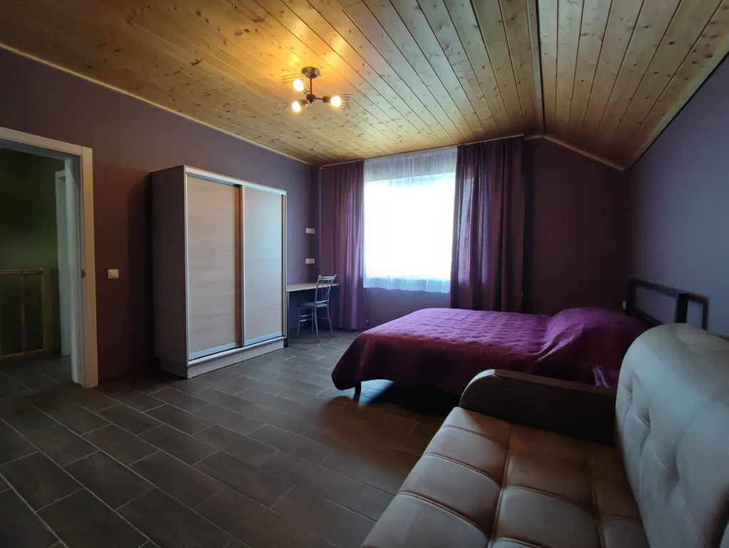 Дом для отдыха в Гришкино 232 м.кв. 8-20 чел.