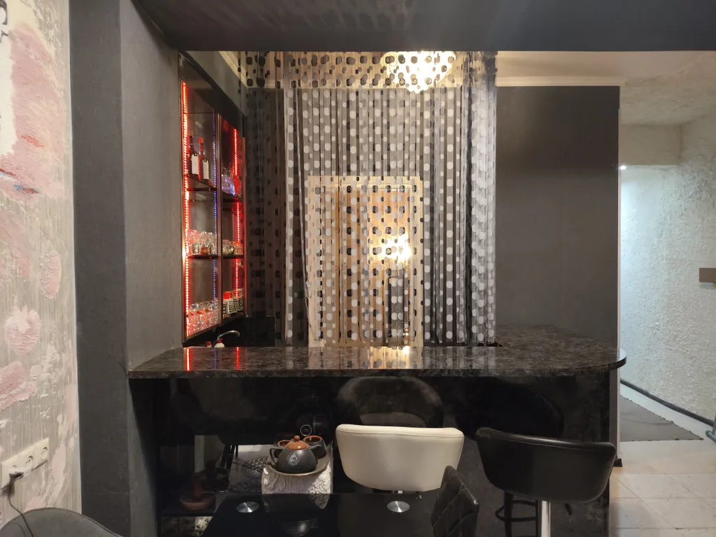 2 Bedrooms Apartment with Living Room + 2 Bathrooms & Balcony