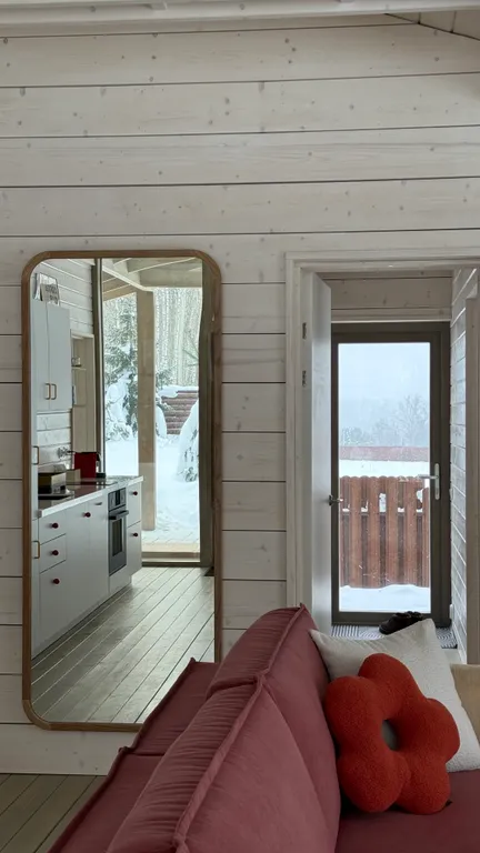 Большой новый дом с сауной и камином в элитном поселке