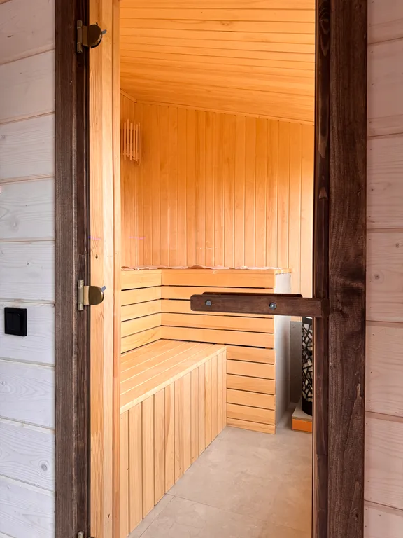 Коттедж Уютный дом с чаном — Истра