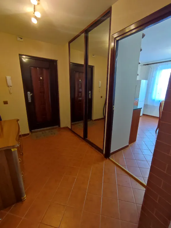 Квартира 3-комнатная Квартира — Калининград