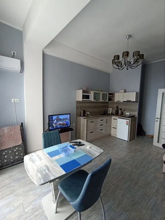 Уютная квартира-студия с видом на море