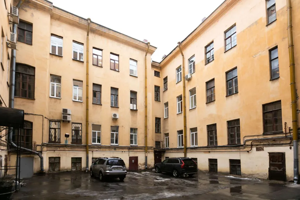 Исаакиевский собор, 200 метров