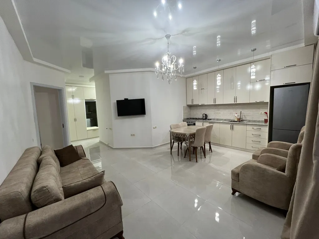 Квартира 2-комнатная Квартира — Батуми