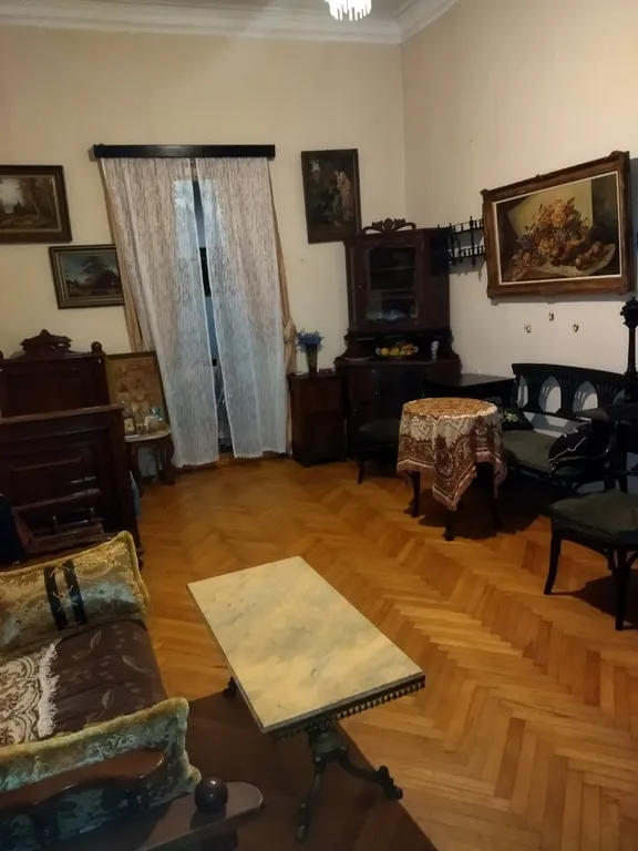 Apartment white bridge