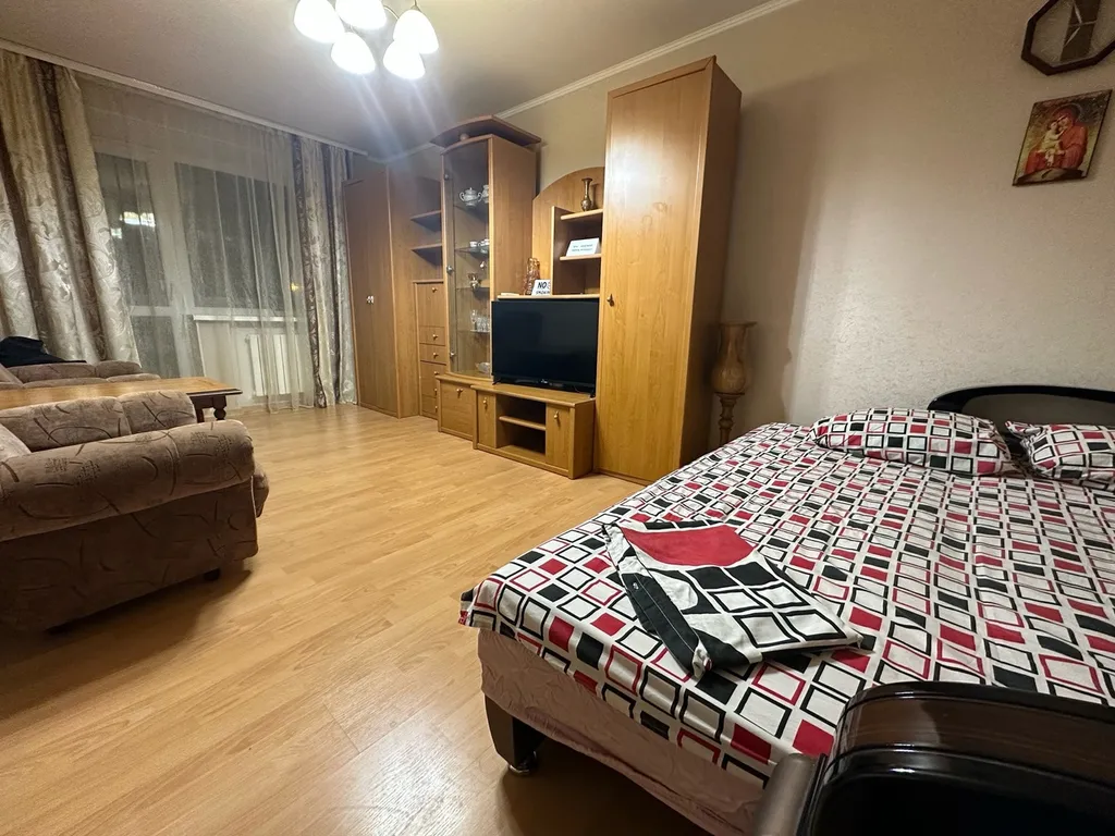 Квартира на центральной площади ленина — аренда посуточно в Донецк