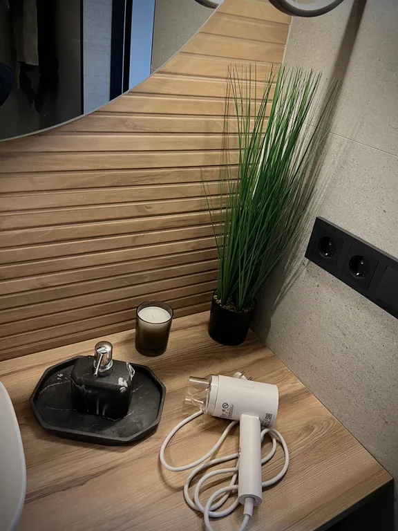 Новые апартаменты у моря в живописном месте в центре