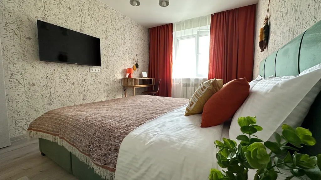 Яркий просторный апартамент около ЖД вокзала