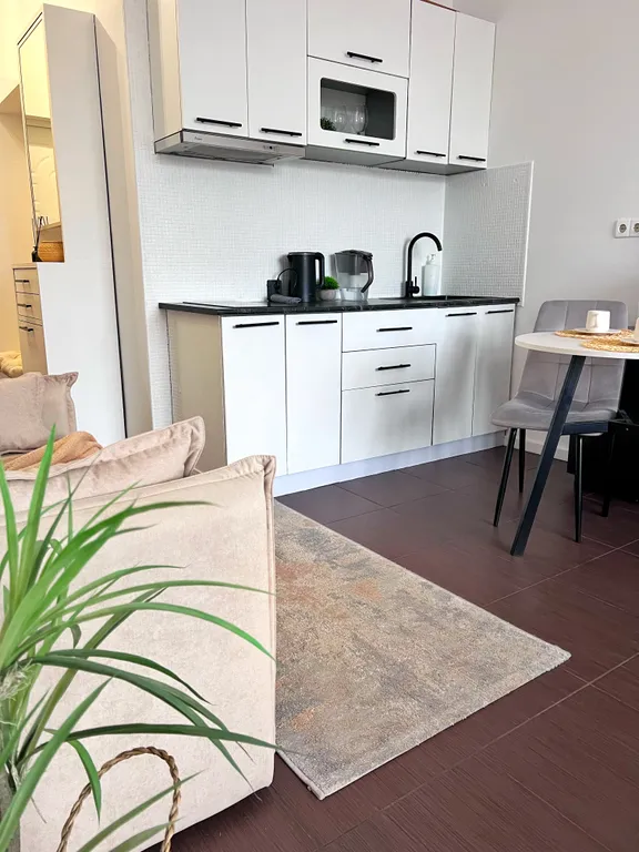 У моря с балконом