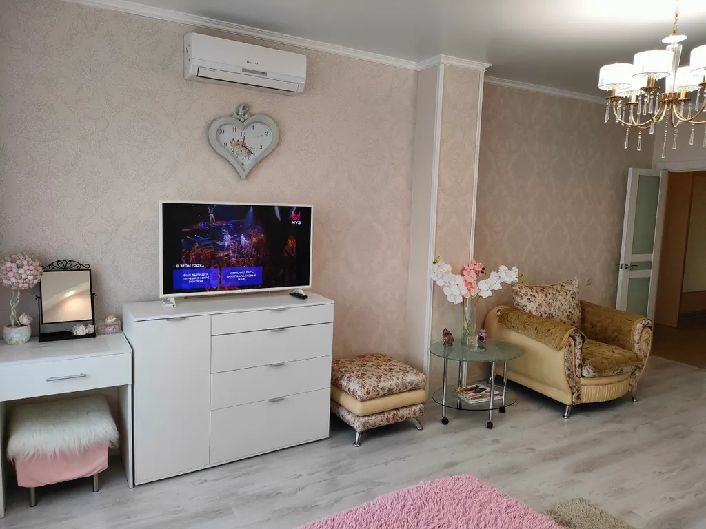 Апартаменты в центре с видом на город и реку