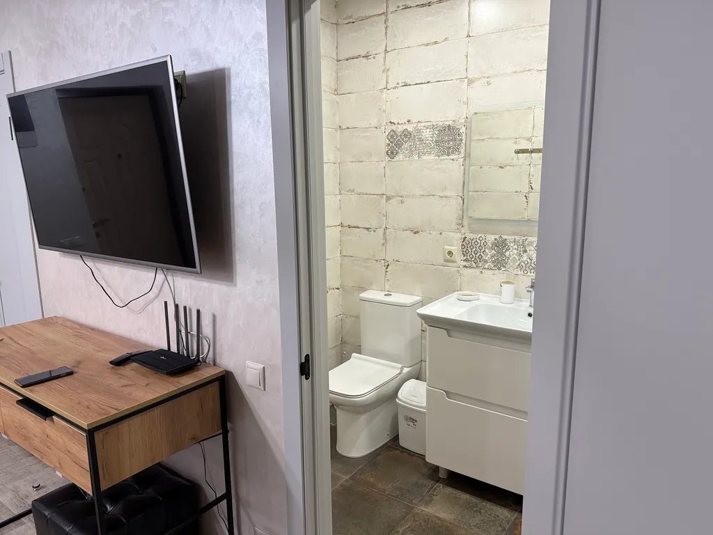 Новая дизайнерская квартира с прекрасным видом на горы