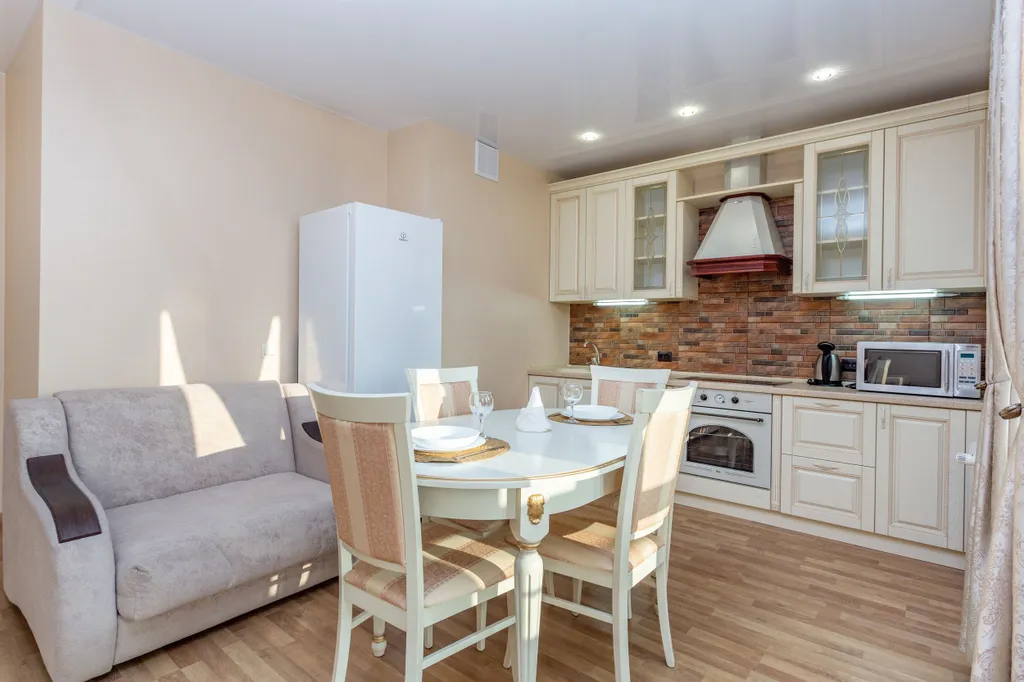 Просторная студия с шикарным видом на парк с высоты 13 этажа