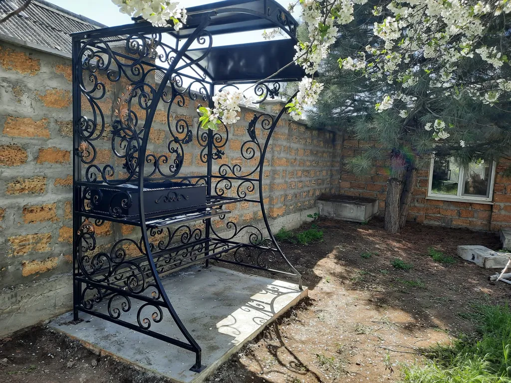 Коттедж Дом с Орлами — Севастополь