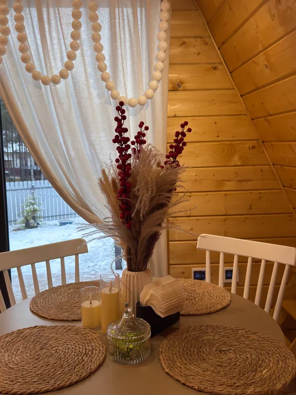 Уютный треугольный Ромашковый дом.