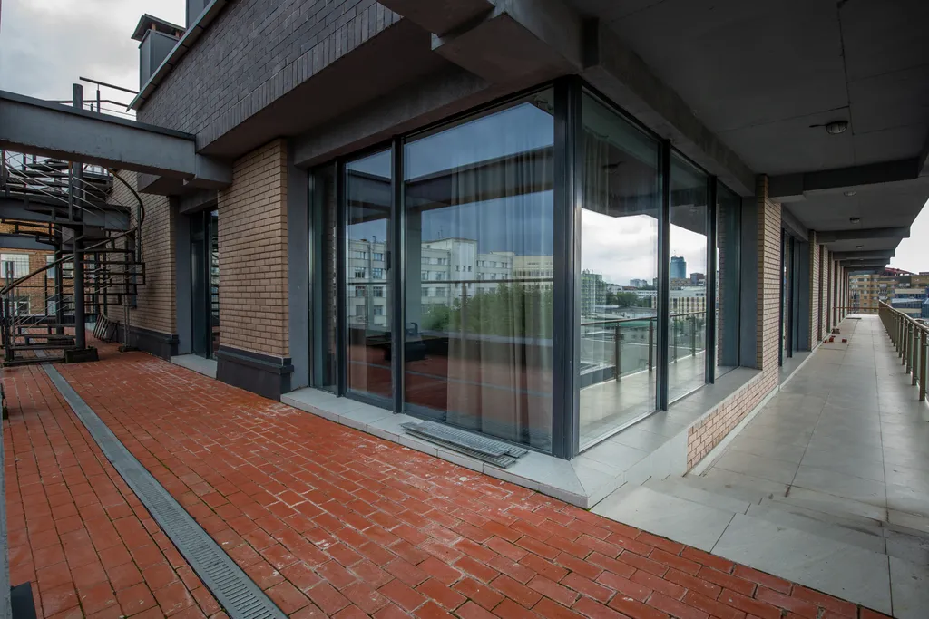 Двухэтажный пентхаус в самом центре