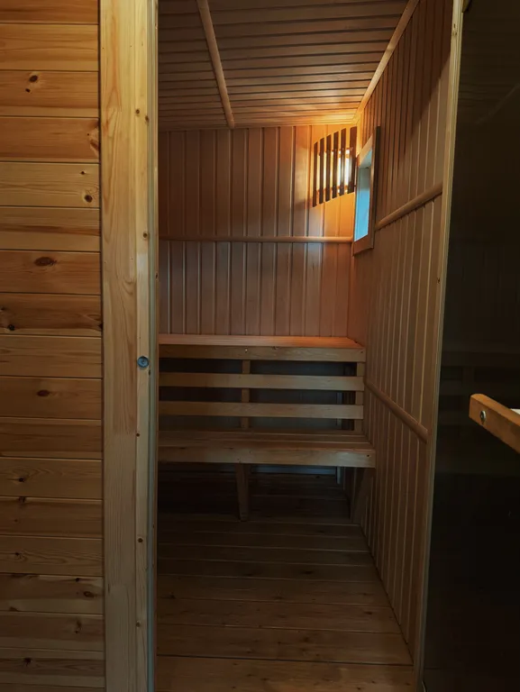 Благоустроенный дом рядом с ГЛК Манжерок