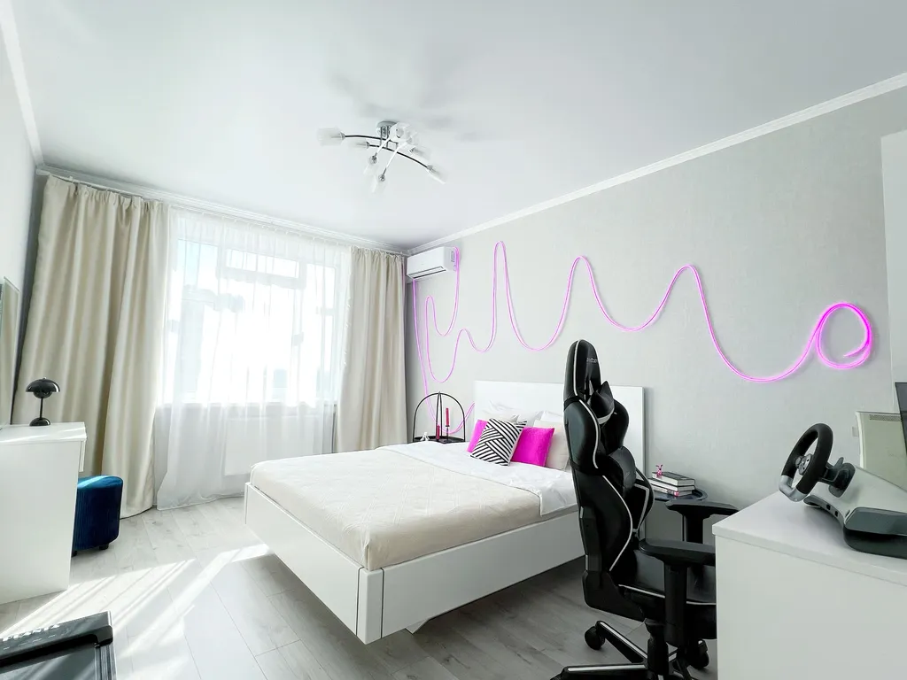 Квартира Эксклюзив Кибер с Неоновым Стилем — аренда посуточно в Рязань