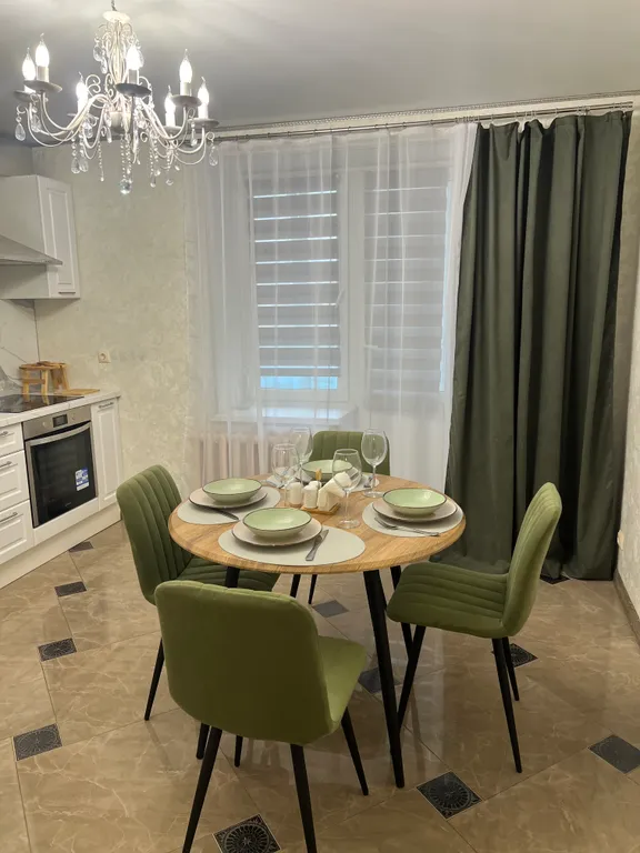 ЦЕНТР.  2 КОМНАТНАЯ КВАРТИРА