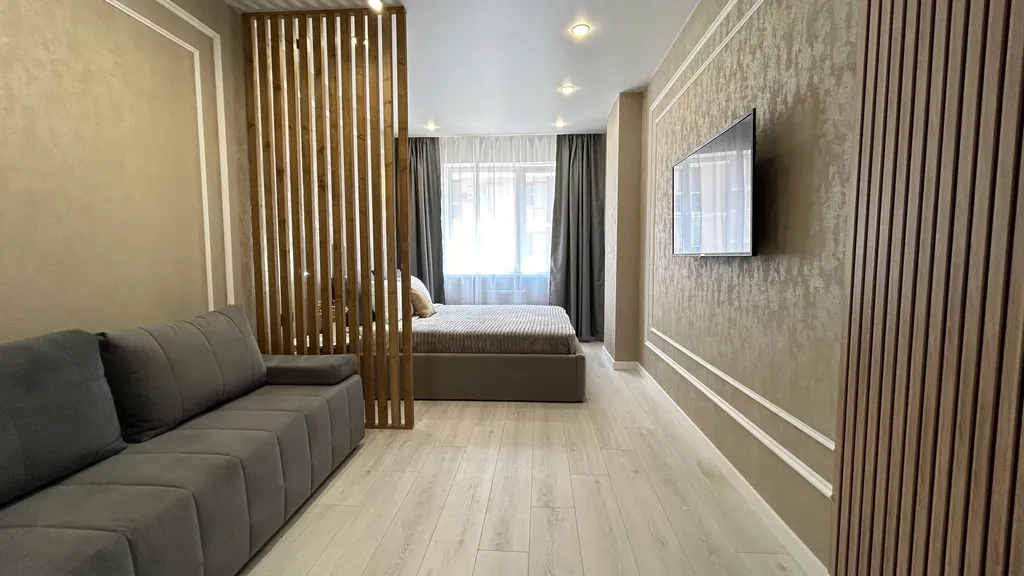 Дизайнерская стильная двушка, 5 раздельных мест с двумя кроватями