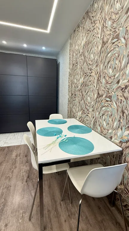 Квартира 2-комнатная Квартира — Адлер