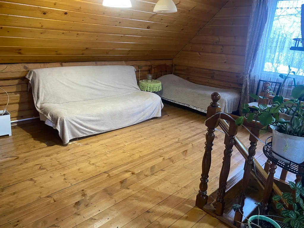 Коттедж Дом бревенчатый с баней — Москва