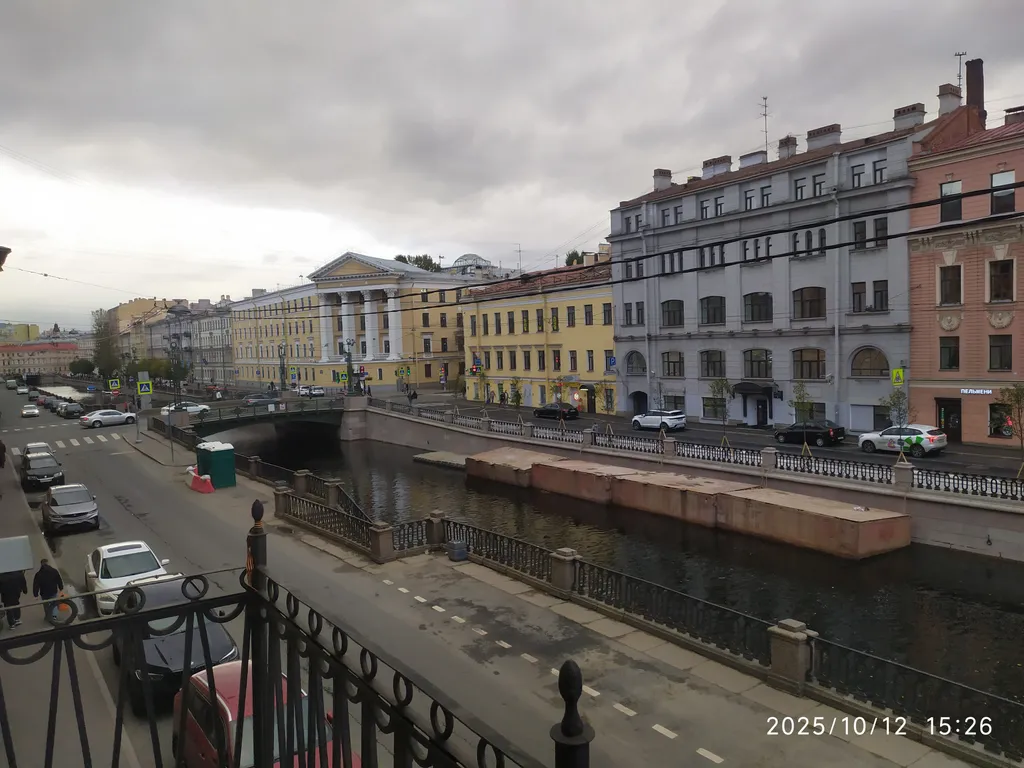 Квартира Просторная квартира с балконом — Санкт-Петербург