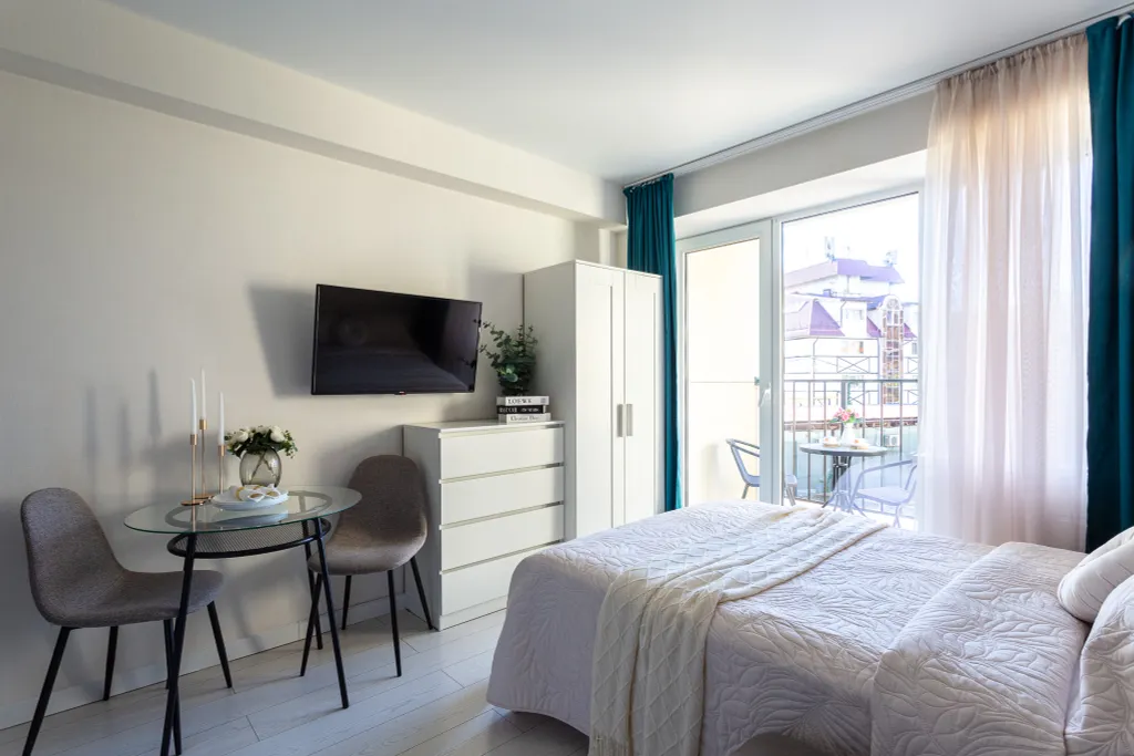 Уютная студия Каравелла 23 с балконом у моря