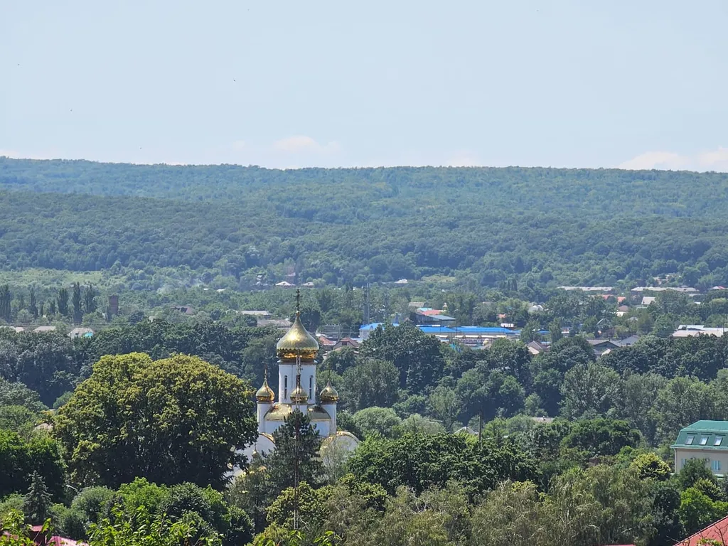 Дом с бассейном