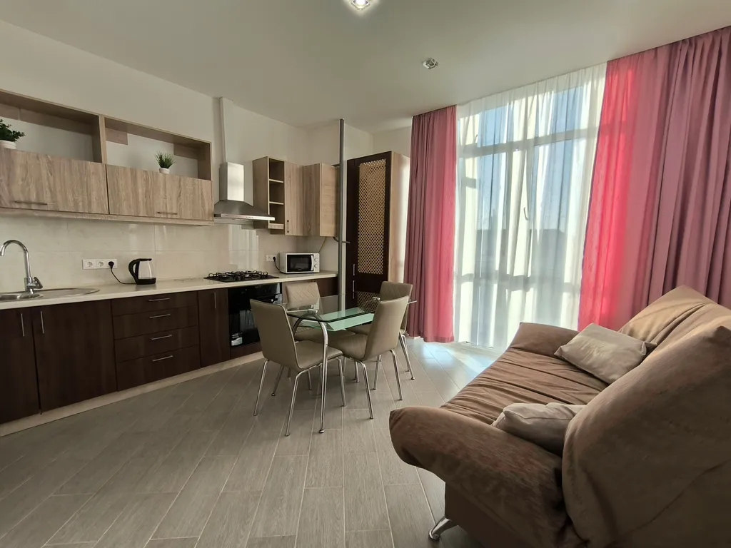 Квартира Просторная квартира в 10 минутах ходьбы от пляжа "Адмиральская Лагуна" — Севастополь