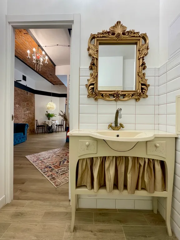 Квартира в сердце Петербурга