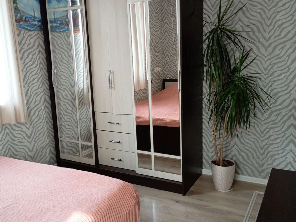 Гостевой дом Адель с баней и бассейном с подогревом.