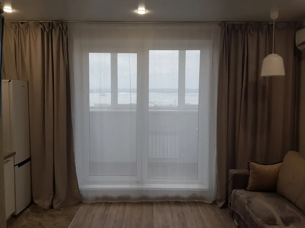 Студия с видом на озеро