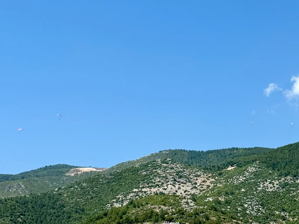 Квартира с видом на море и горы. Пляж Клеопатра