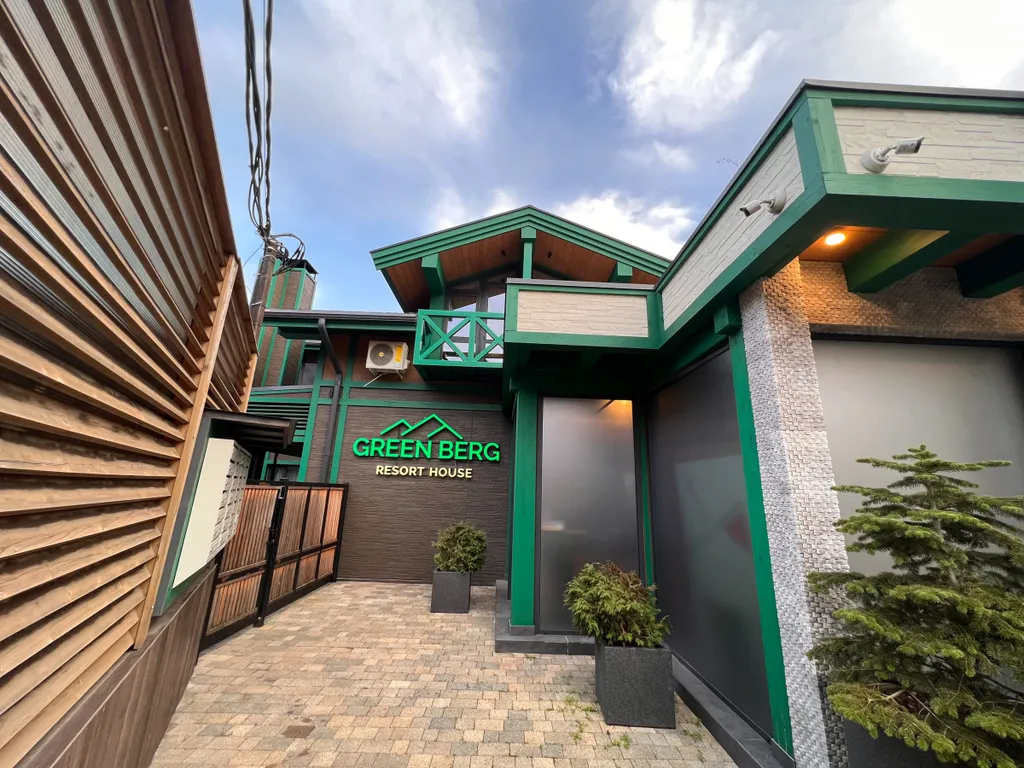 Замечательные апартаменты-студия в центре Красной Поляны