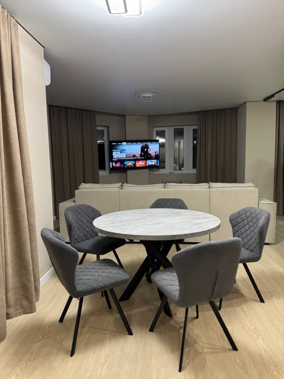 Шикарная новая квартира в центральном районе города