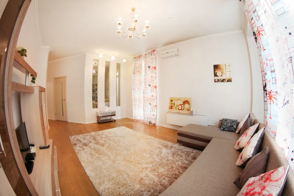 Двухкомнатная квартира рядом с ТРЦ Мега и Атакентом