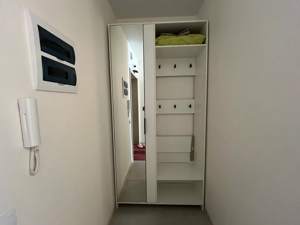 Уютная, новая квартира-студия в экологическом районе