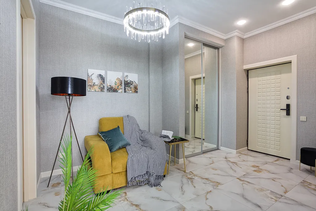 Золотой Ананас с видом на море