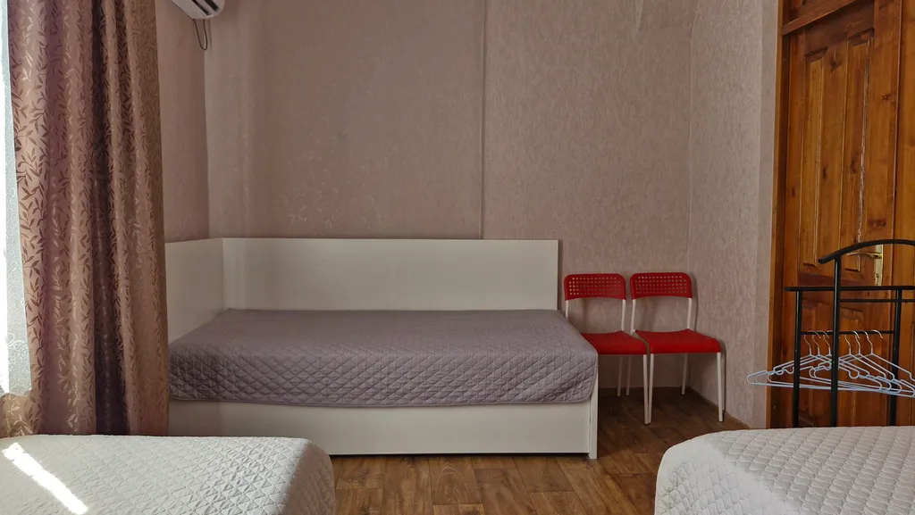 Коттедж 3-комнатный Дом — Сухум