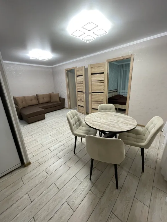 Стильная уютная евро двушка с балконом в центре города