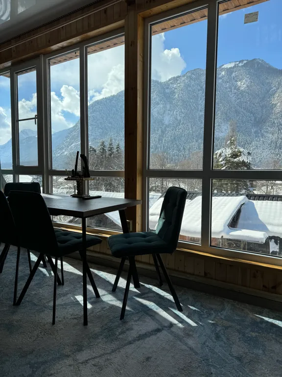 Коттедж у Озера