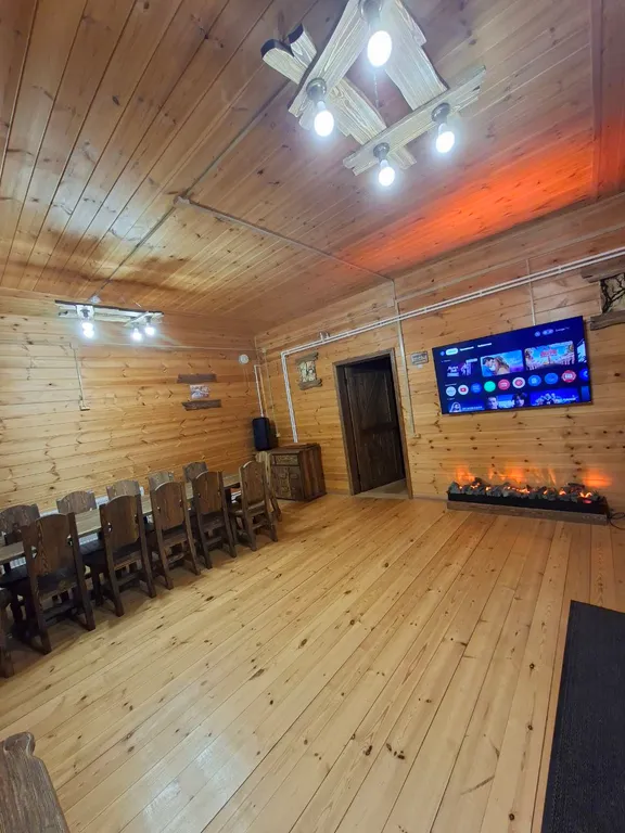 Уютный дом с видом на озеро