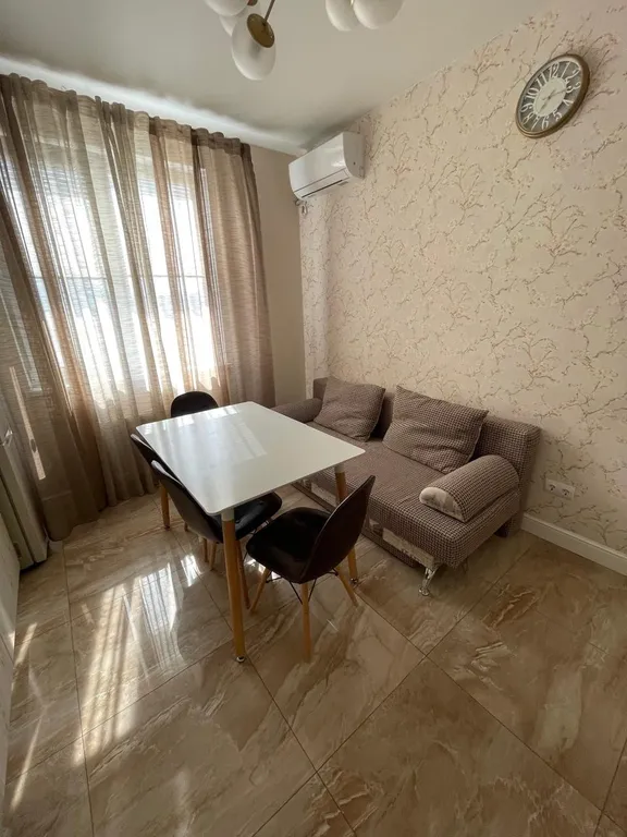 Квартира Уютная двухкомнатная квартира — Мирное